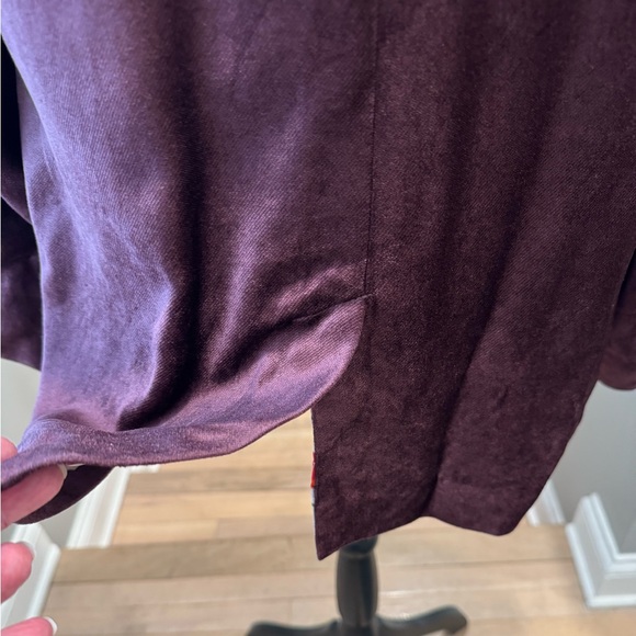 NWOT Cabi Williams Jacket. Mulberry. Size XL. - Picture 8 of 13